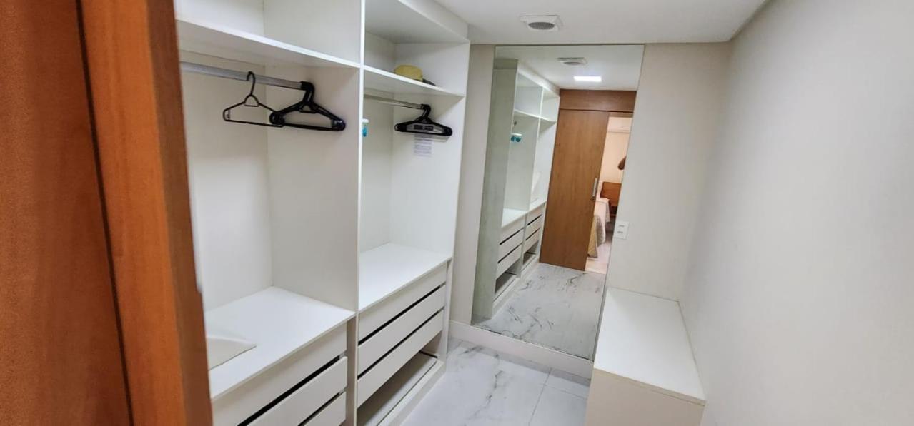 Porto Belga 101 - Beira Mar Aparthotel ปอร์โต จิ กาลินญาส ภายนอก รูปภาพ